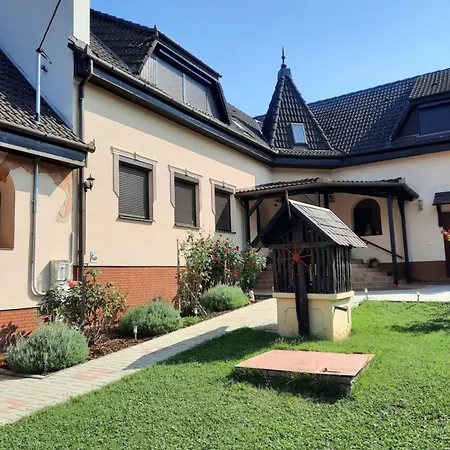 Appartement Csapi Апартаменты